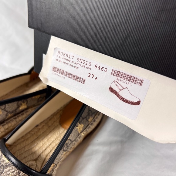 GUCCI GG Supreme Bee Espadrille Flats Beige Canvas Made in Spain 37.5-7.5US - Picture 15 of 15